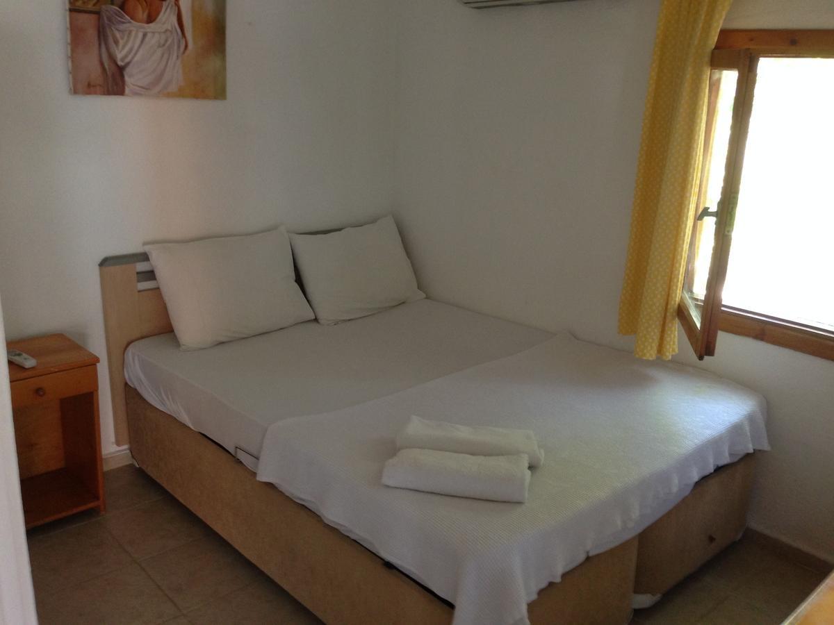 Ferah Hostel Monica'S Place Fethiye Quarto foto